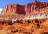 Auf dem Highway 24 geht es durch das Capitol Reef in Utah.